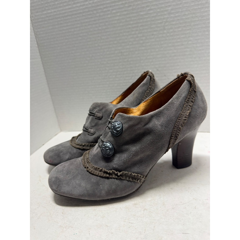 Naya Grey Suede Button Shooties Victorian Ankle Booties Heels Size 9.5